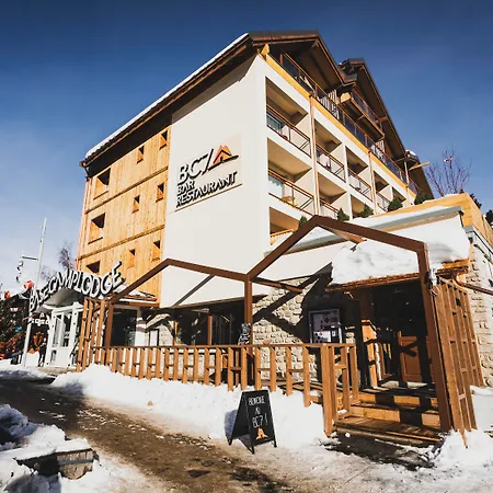 Отель Base Camp - Les 2 Alpes Ле дез Альп